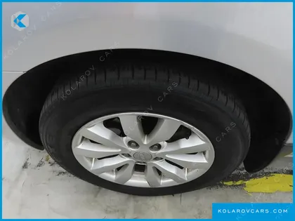 KIA CARENS LPI 2.0 GLX