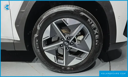 HYUNDAI TUCSON GASOLINE 1.6 TURBO 2WD