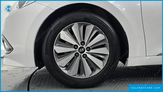 HYUNDAI GRANDEUR PREMIUM