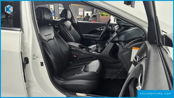 HYUNDAI GRANDEUR PREMIUM