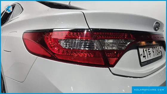 HYUNDAI GRANDEUR PREMIUM