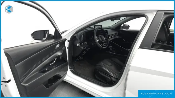 HYUNDAI ELANTRA (AVANTE) SMART