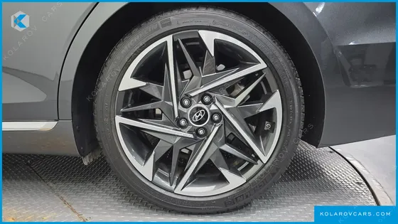 HYUNDAI GRANDEUR 2.5