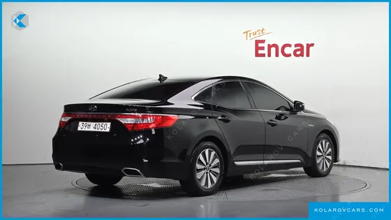 HYUNDAI GRANDEUR PREMIUM