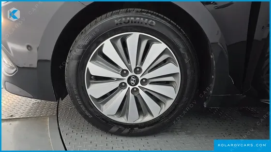 HYUNDAI GRANDEUR PREMIUM