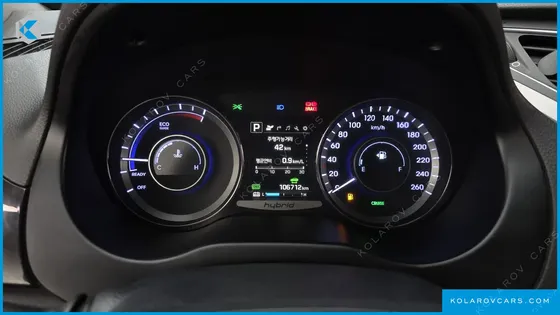 HYUNDAI GRANDEUR PREMIUM
