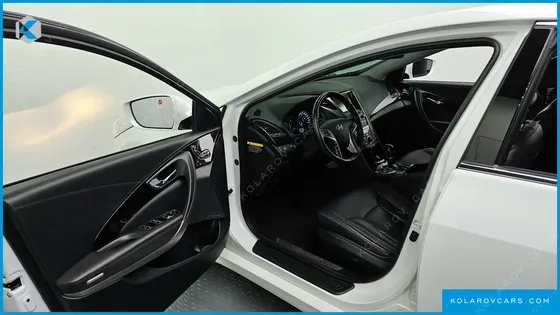 HYUNDAI GRANDEUR PREMIUM