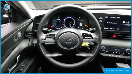 HYUNDAI ELANTRA (AVANTE) SMART