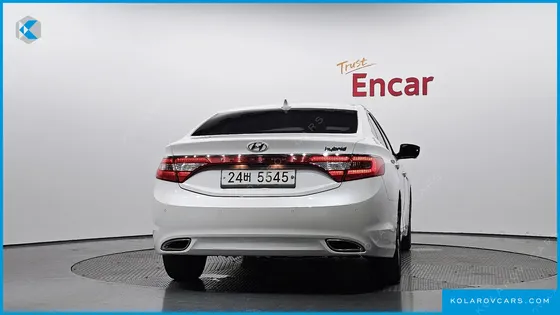 HYUNDAI GRANDEUR PREMIUM