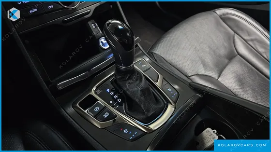 HYUNDAI GRANDEUR PREMIUM
