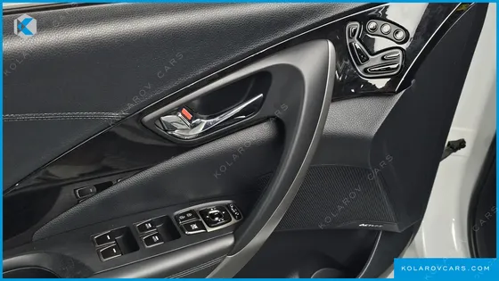 HYUNDAI GRANDEUR PREMIUM