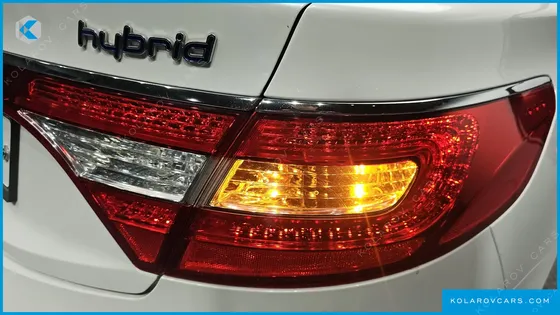 HYUNDAI GRANDEUR PREMIUM