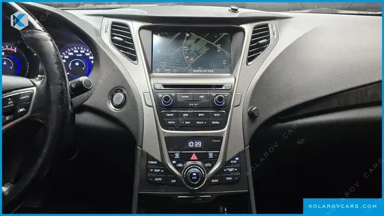 HYUNDAI GRANDEUR PREMIUM
