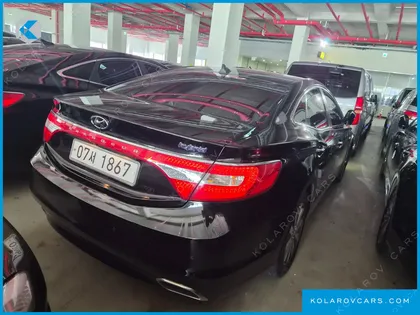 HYUNDAI GRANDEUR PREMIUM