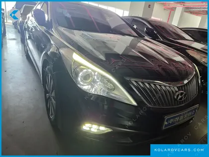 HYUNDAI GRANDEUR PREMIUM