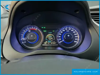 HYUNDAI GRANDEUR PREMIUM