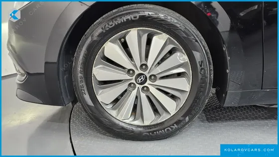 HYUNDAI GRANDEUR PREMIUM