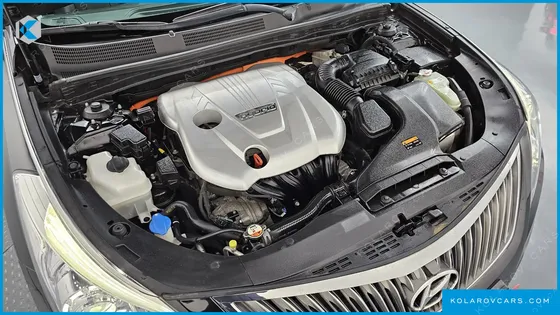 HYUNDAI GRANDEUR PREMIUM