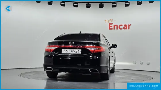 HYUNDAI GRANDEUR PREMIUM