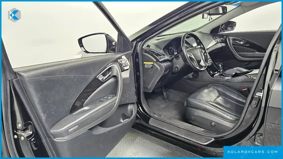 HYUNDAI GRANDEUR PREMIUM
