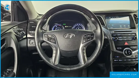 HYUNDAI GRANDEUR PREMIUM
