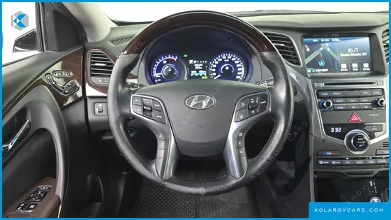 HYUNDAI GRANDEUR PREMIUM