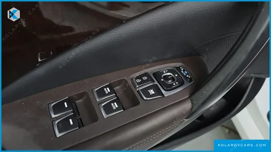 HYUNDAI GRANDEUR PREMIUM