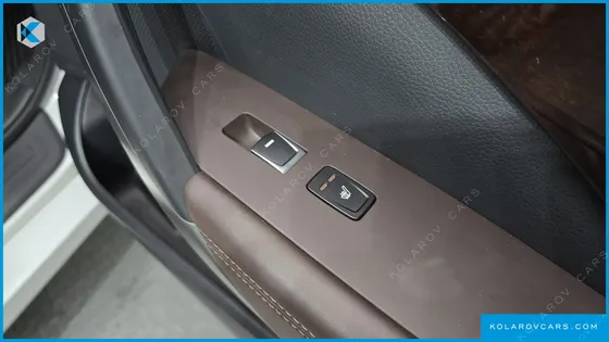 HYUNDAI GRANDEUR PREMIUM