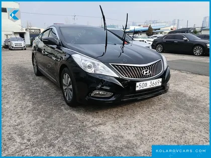 HYUNDAI GRANDEUR PREMIUM