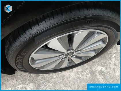 HYUNDAI GRANDEUR PREMIUM