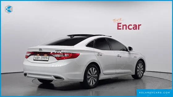 HYUNDAI GRANDEUR PREMIUM