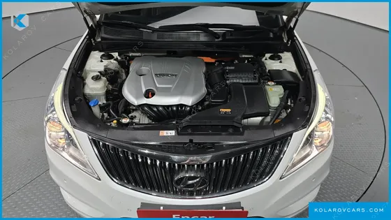 HYUNDAI GRANDEUR PREMIUM
