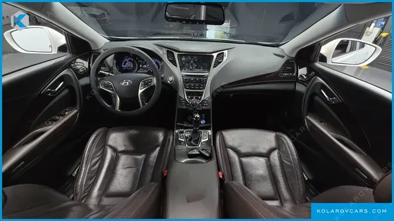 HYUNDAI GRANDEUR PREMIUM