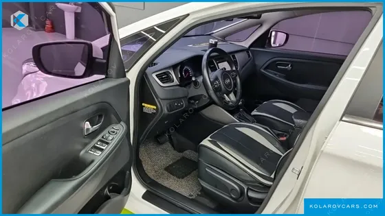 KIA CARENS 1.7 VGT PRESTIGE