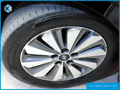 HYUNDAI GRANDEUR PREMIUM