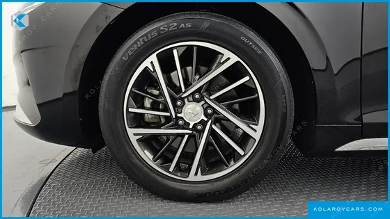 HYUNDAI GRANDEUR 3.0 LPI RENT CAR