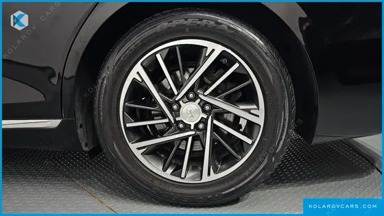 HYUNDAI GRANDEUR 3.0 LPI RENT CAR