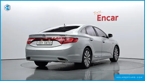 HYUNDAI GRANDEUR PREMIUM
