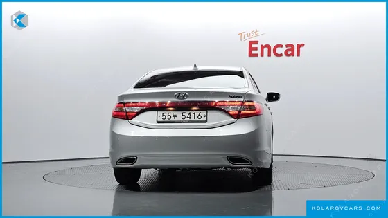 HYUNDAI GRANDEUR PREMIUM