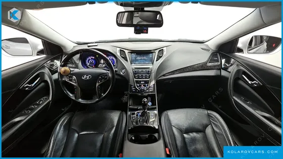 HYUNDAI GRANDEUR PREMIUM