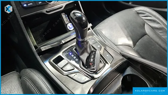 HYUNDAI GRANDEUR PREMIUM