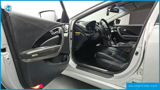 HYUNDAI GRANDEUR PREMIUM