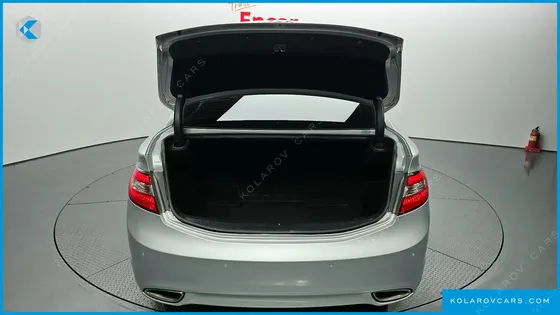 HYUNDAI GRANDEUR PREMIUM