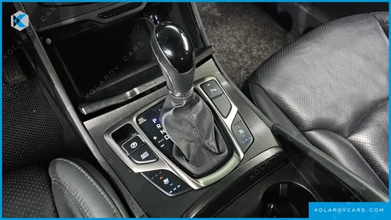 HYUNDAI GRANDEUR PREMIUM