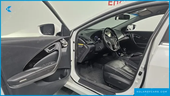 HYUNDAI GRANDEUR PREMIUM