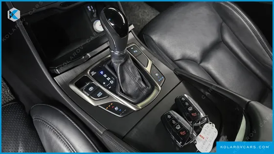 HYUNDAI GRANDEUR PREMIUM