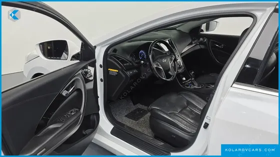 HYUNDAI GRANDEUR PREMIUM