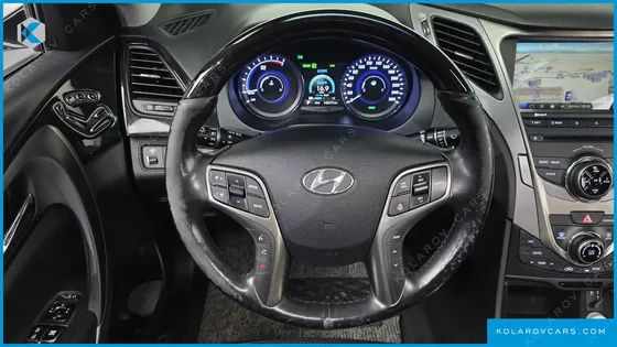 HYUNDAI GRANDEUR PREMIUM