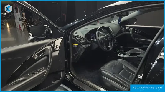 HYUNDAI GRANDEUR PREMIUM