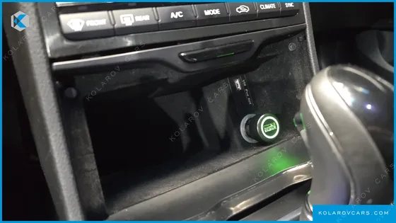 HYUNDAI GRANDEUR PREMIUM